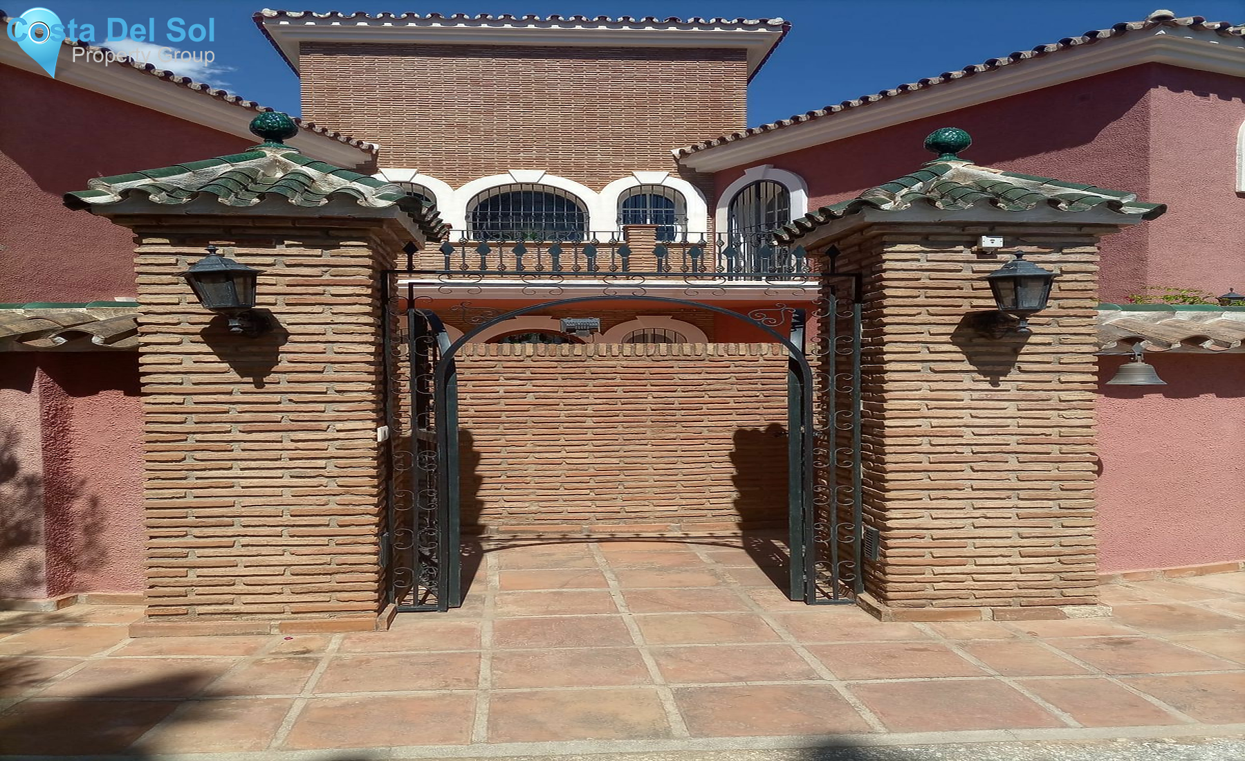 Detached Villa in Alhaurín el Grande-1428981