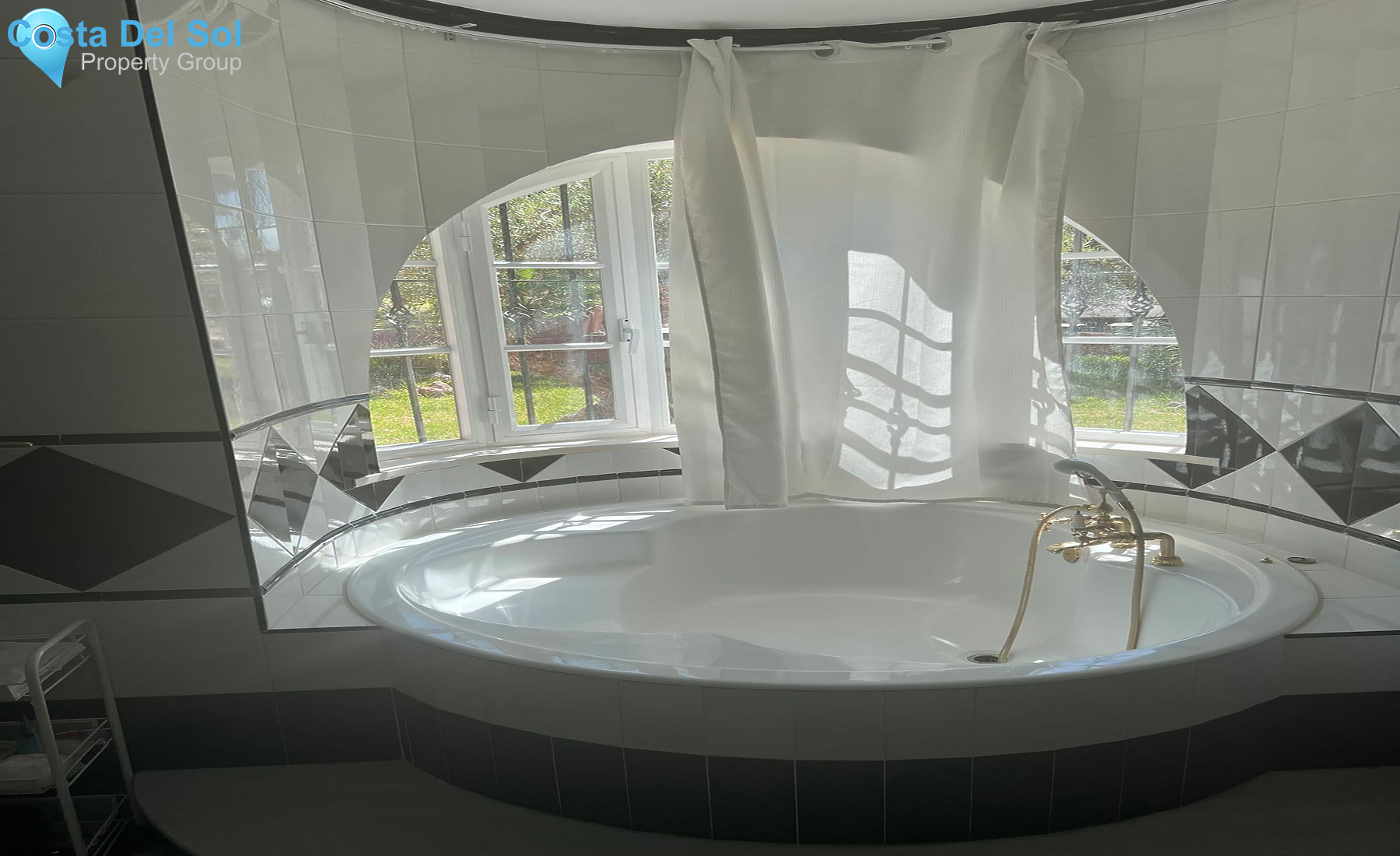 Detached Villa in Alhaurín el Grande-1428986