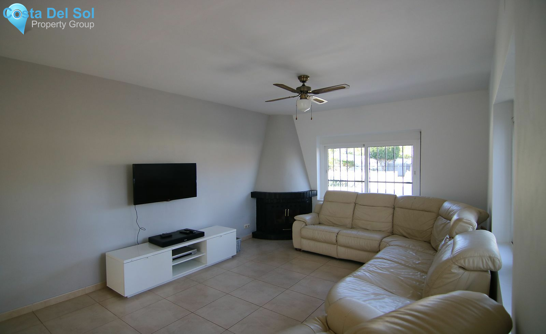 Detached Villa in Alhaurín el Grande-1549196