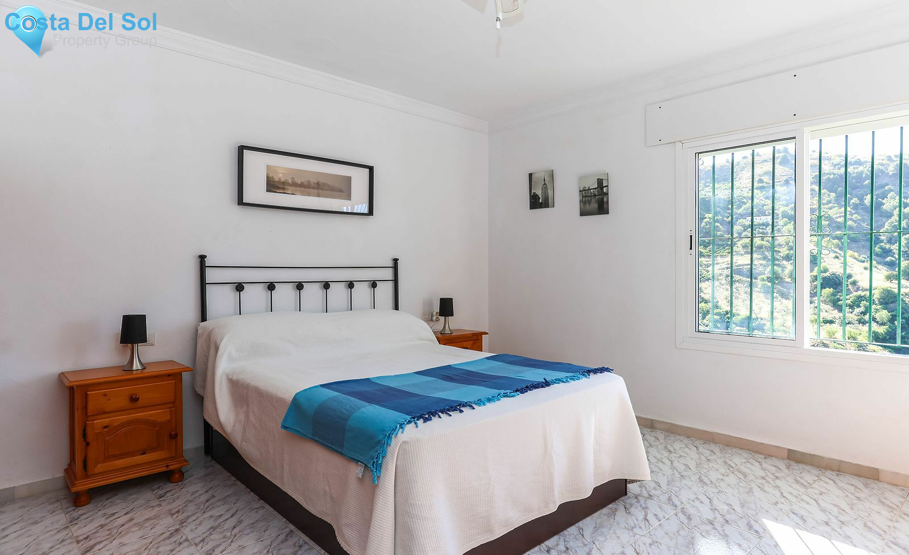 Detached Villa in Alozaina-1136858