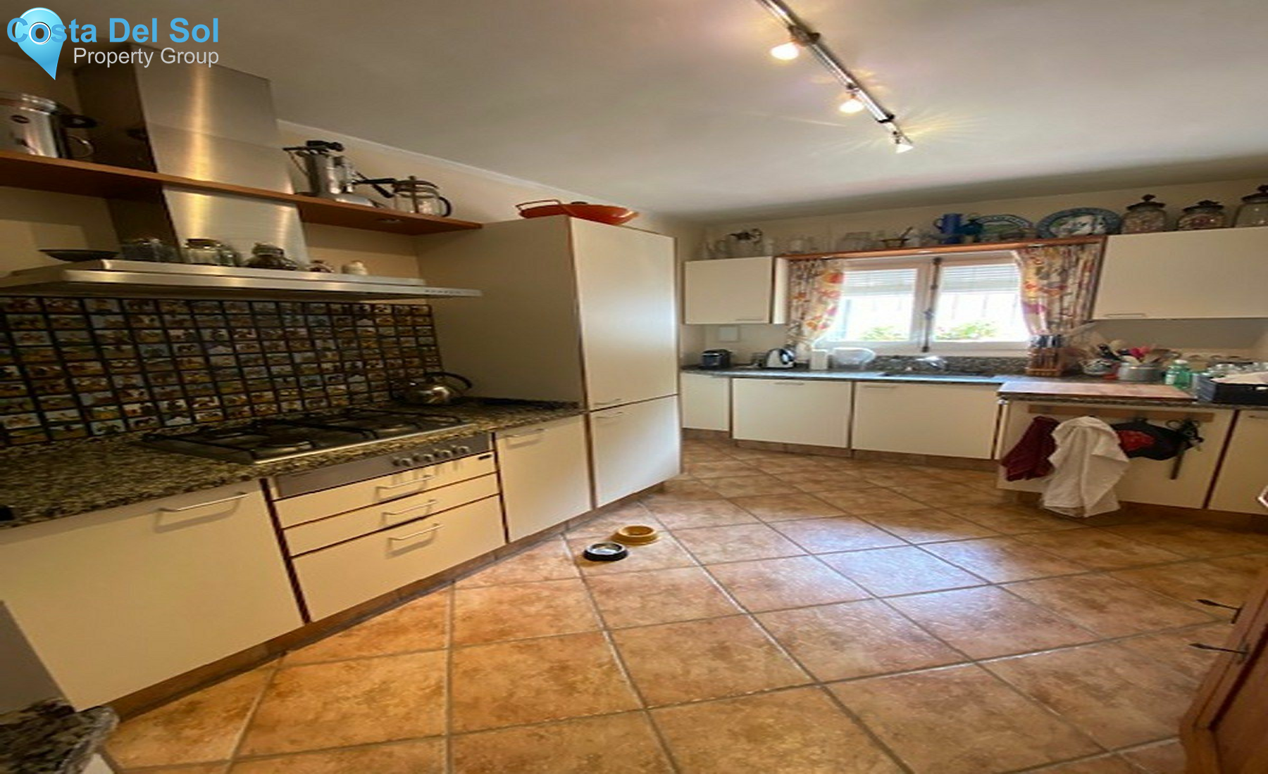 Detached Villa in Cabopino-1187381