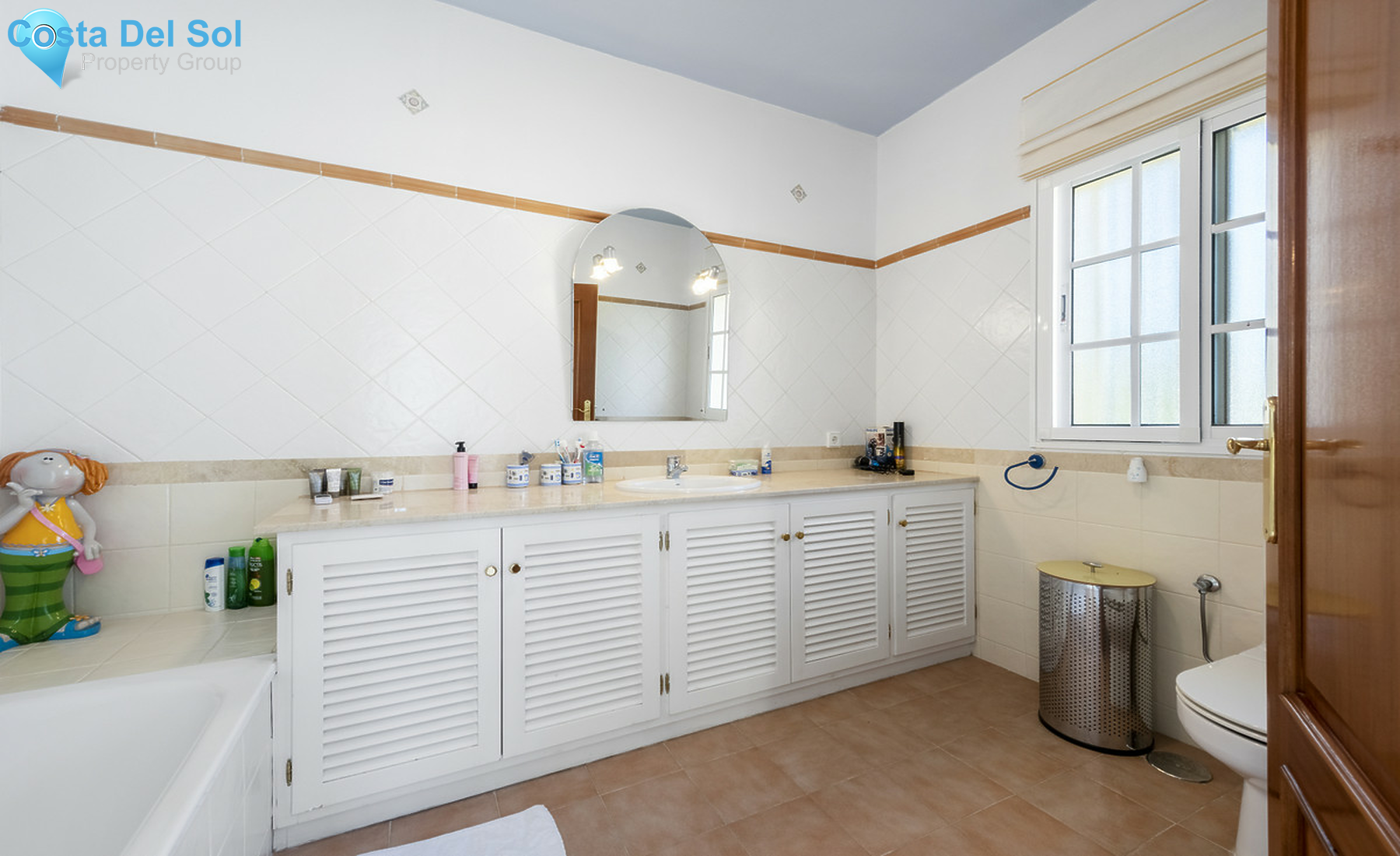 Detached Villa in Atalaya-715556