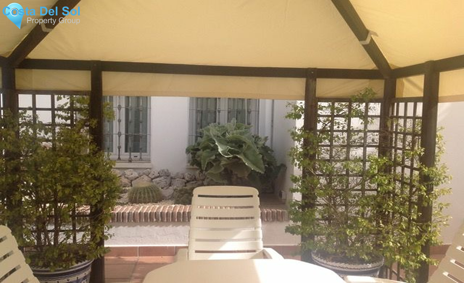 Detached Villa in Bahía de Marbella-1218207