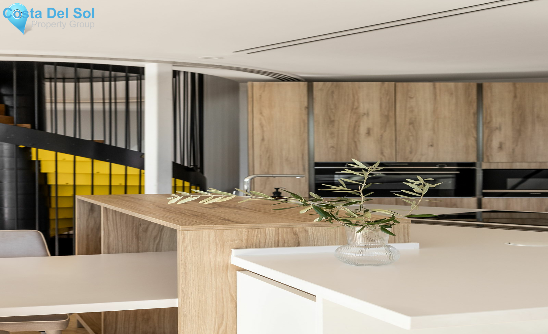 Detached Villa in Bel Air-1398817