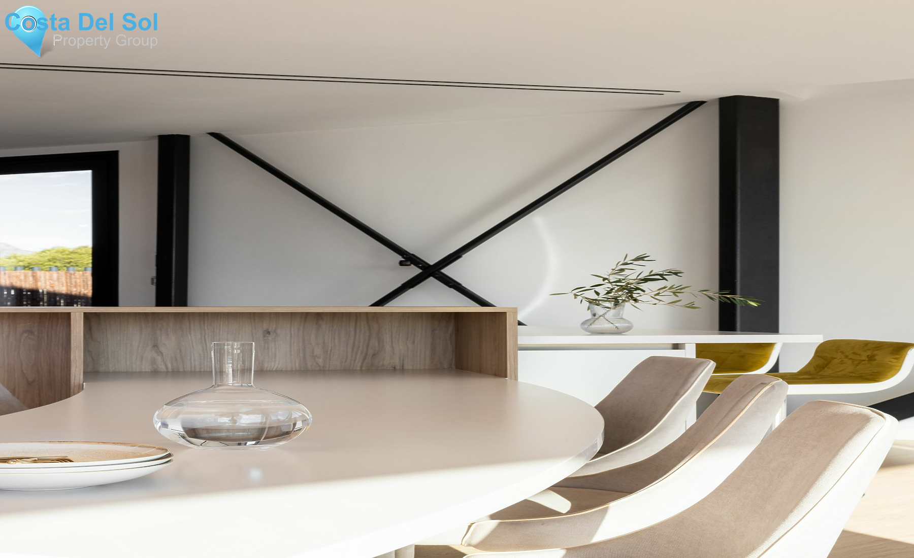 Detached Villa in Bel Air-1398820