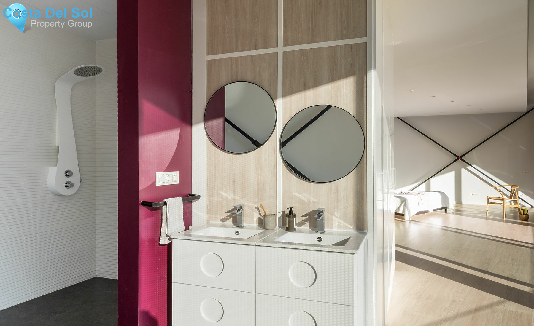 Detached Villa in Bel Air-1398825