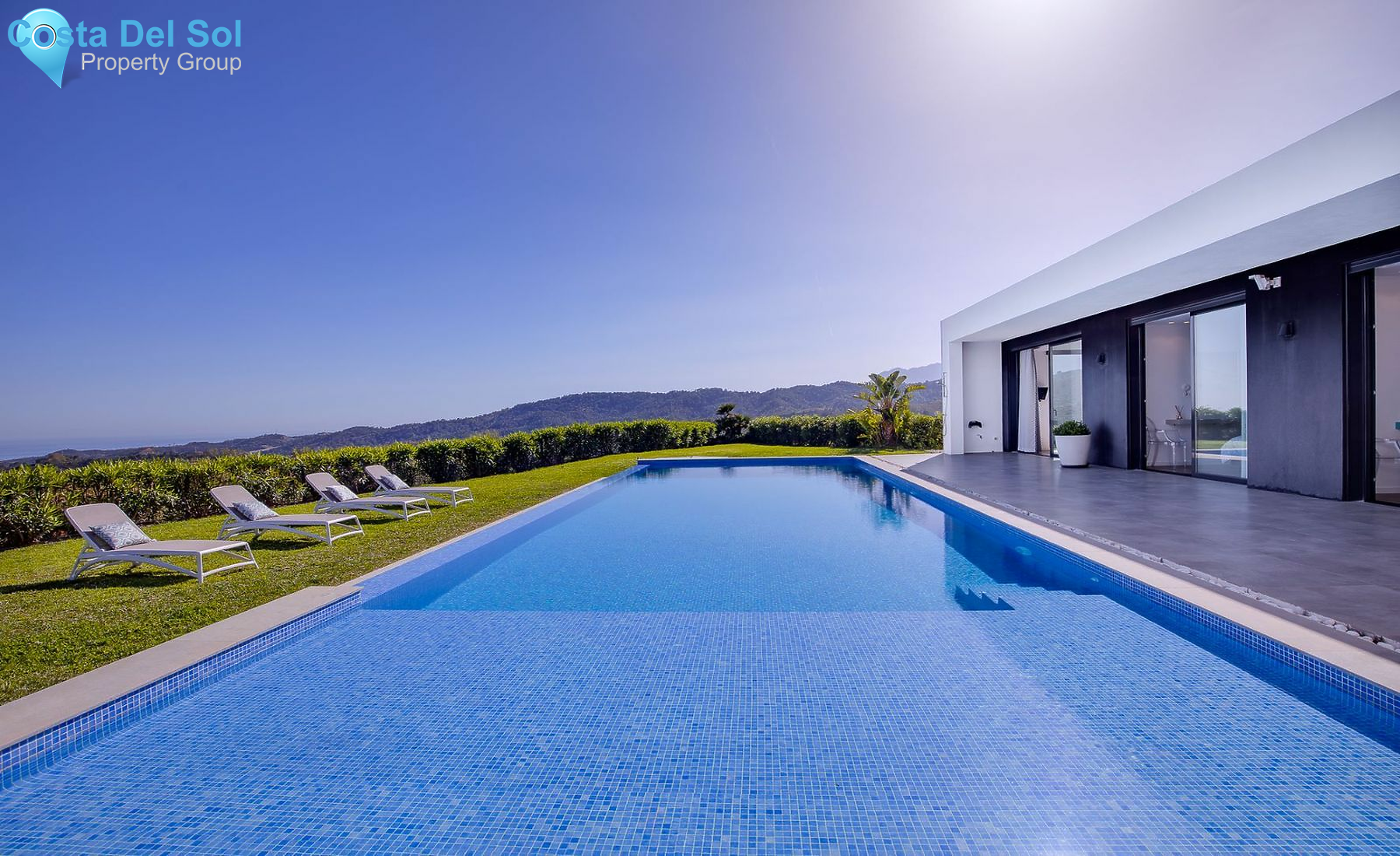 Detached Villa in Benahavís-1183867