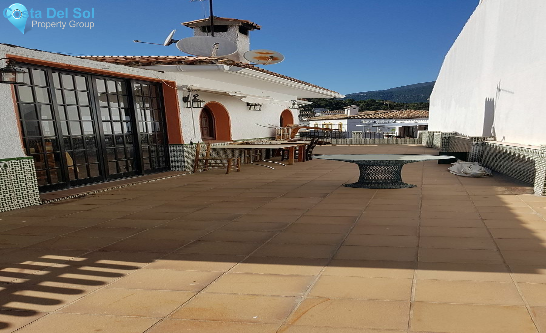 Detached Villa in Benahavís-1207823