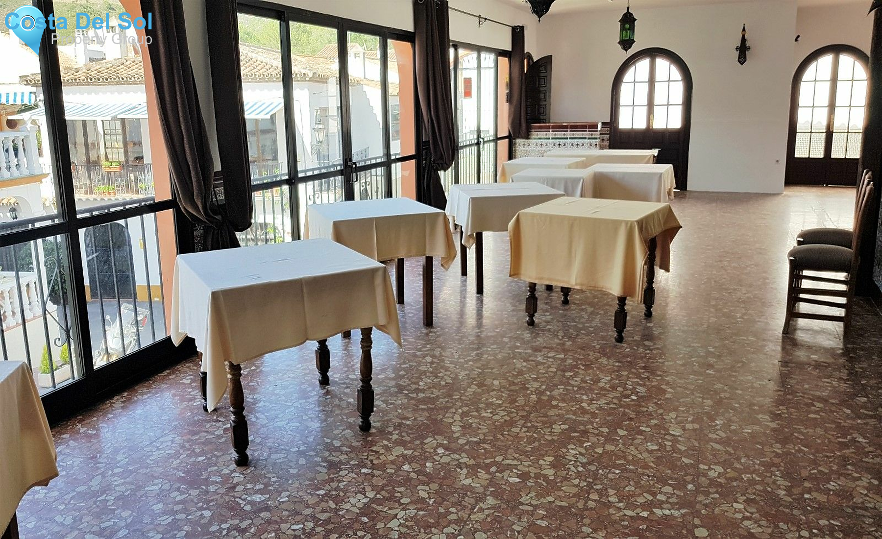 Detached Villa in Benahavís-1207824