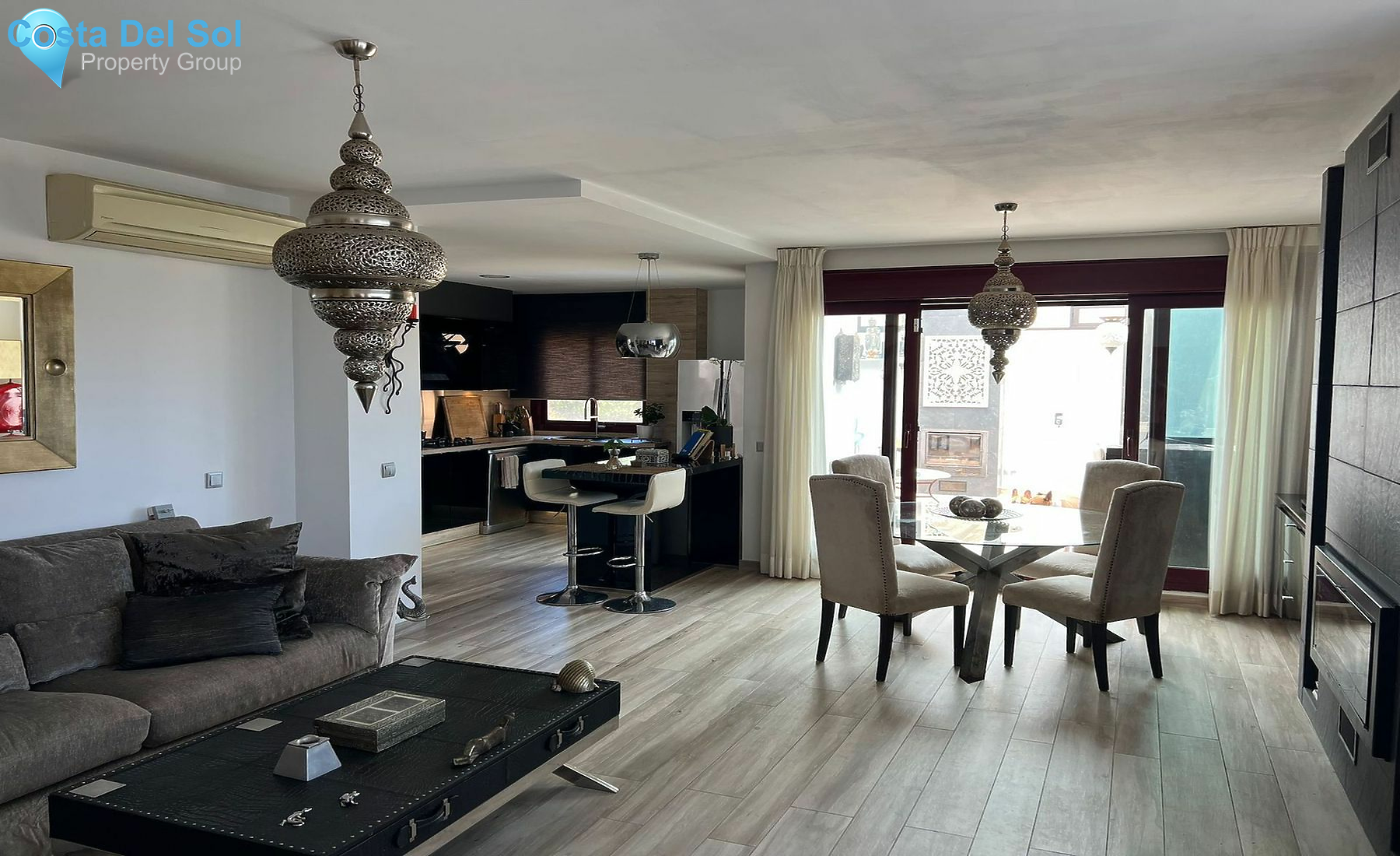 Detached Villa in Benahavís-1428638