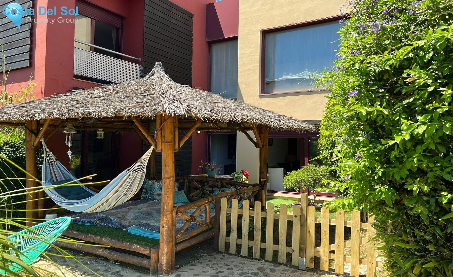 Detached Villa in Benahavís-1428644