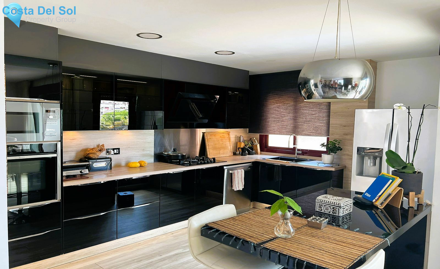 Detached Villa in Benahavís-1484908