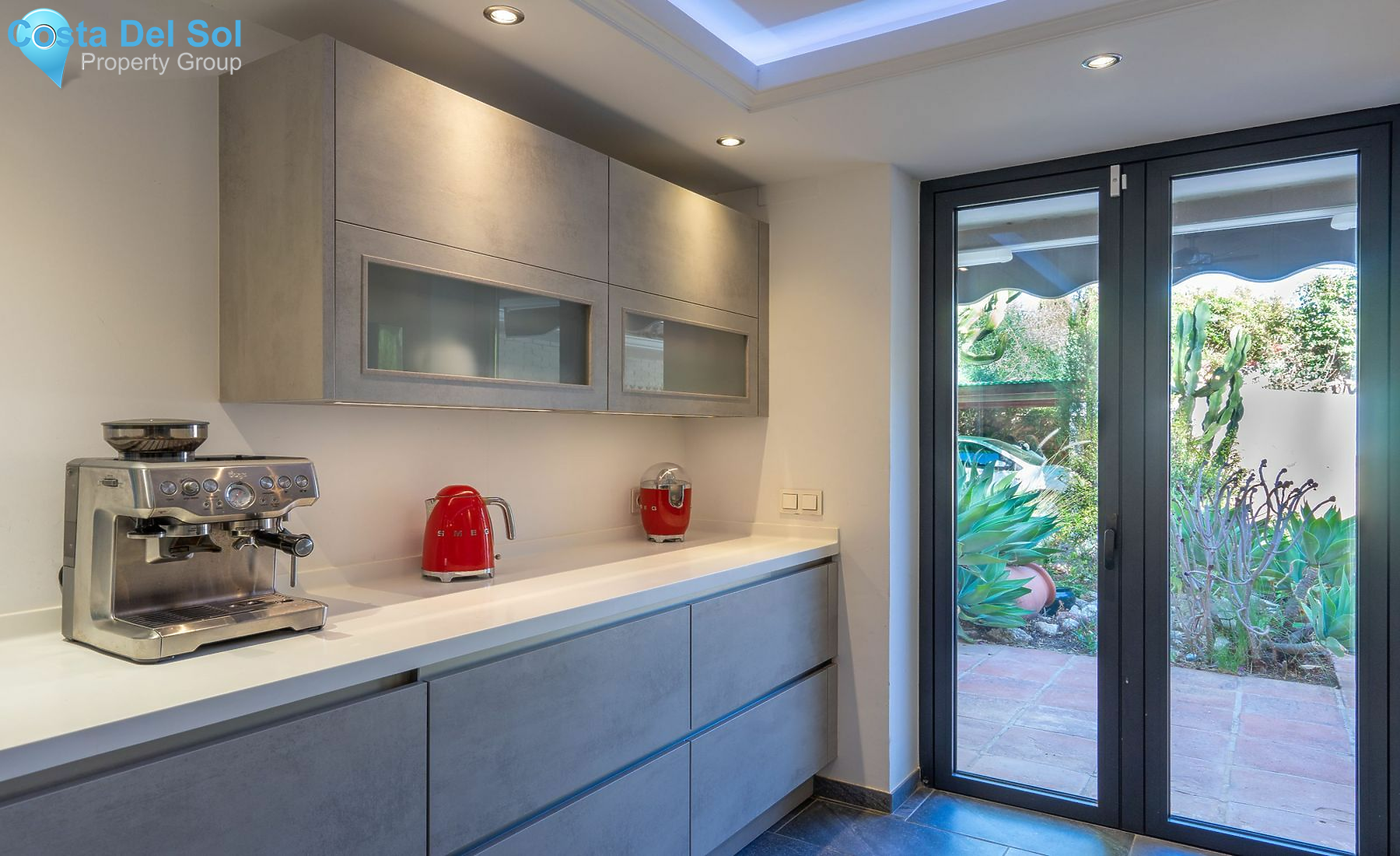 Detached Villa in Benalmadena Pueblo-1469168