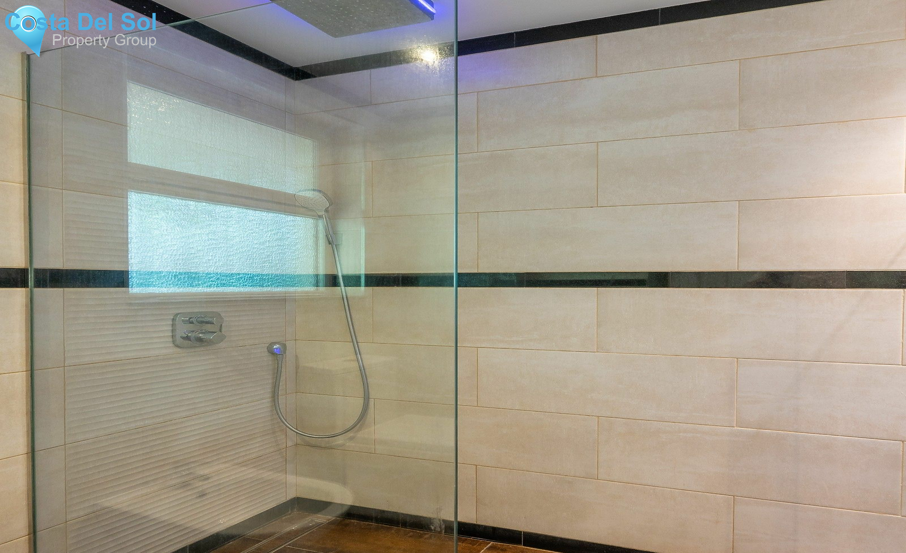 Detached Villa in Benalmadena Pueblo-1469172