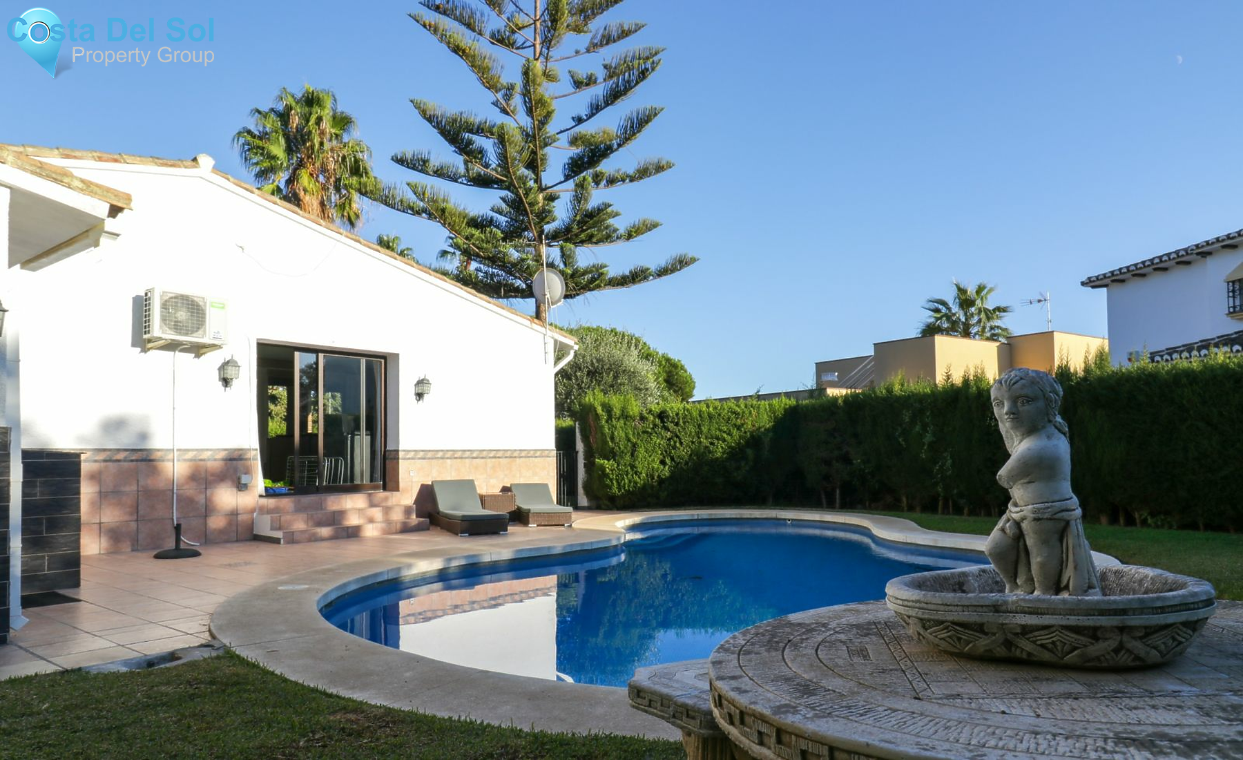 Detached Villa in Calahonda-1143326