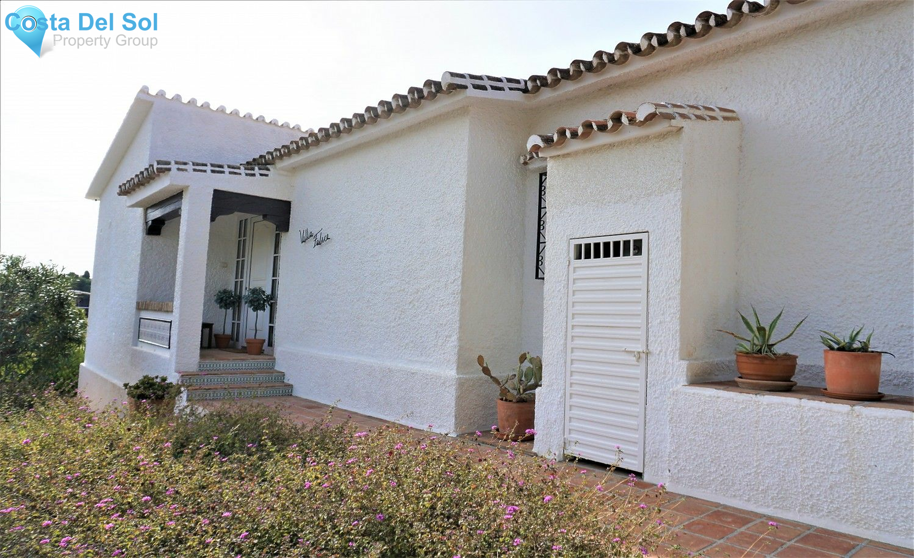 Detached Villa in Caleta de Vélez-1150734
