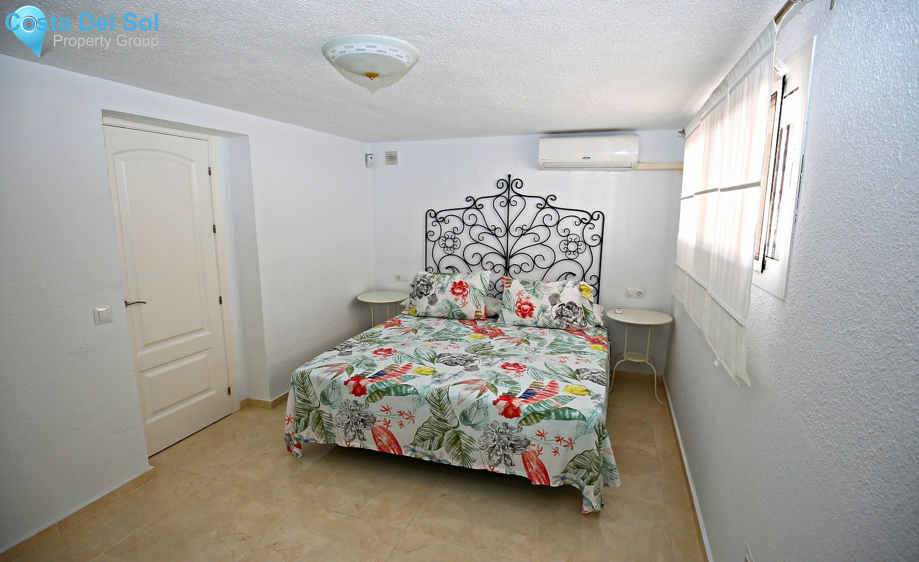 Detached Villa in Caleta de Vélez-1521204