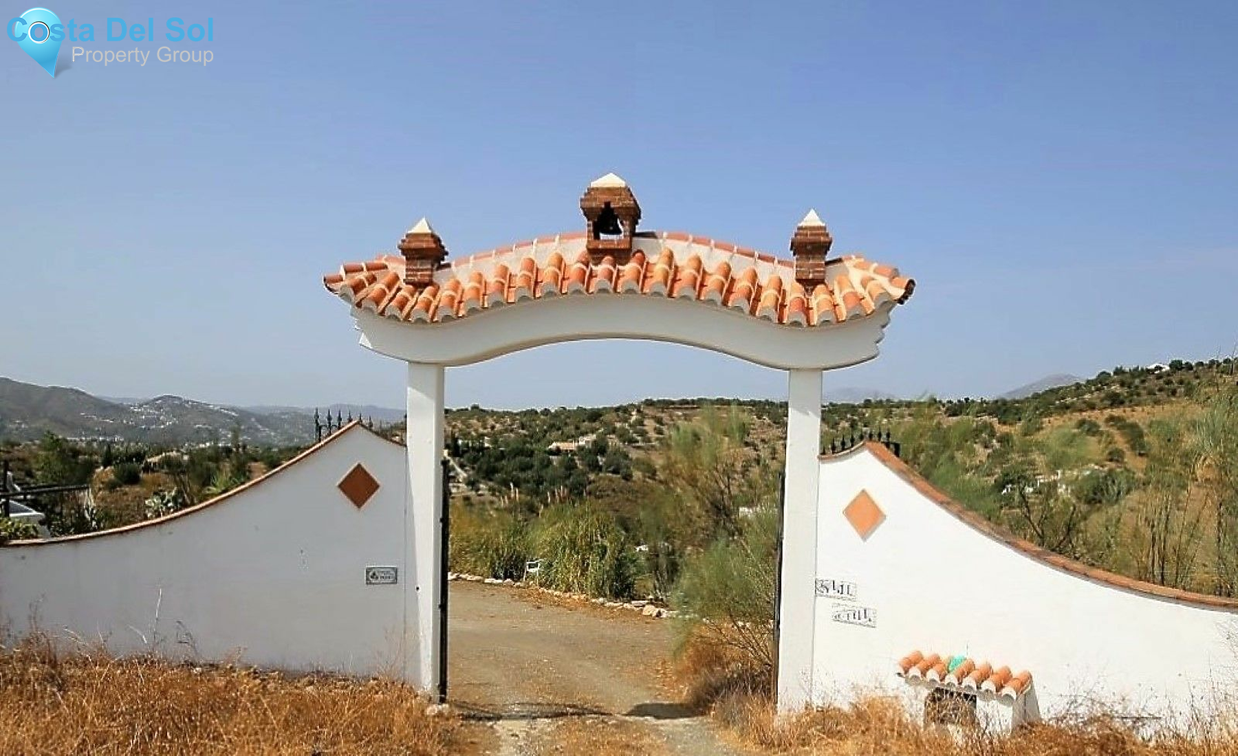 Detached Villa in Canillas de Aceituno-1400733