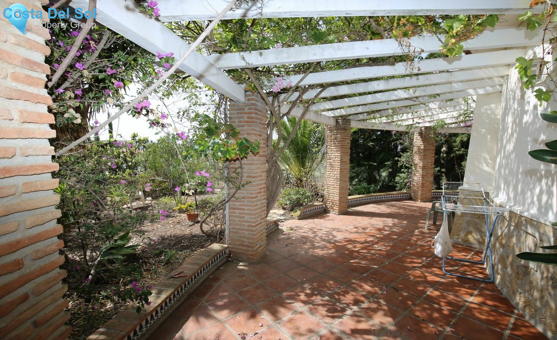 Detached Villa in Canillas de Aceituno-1400748