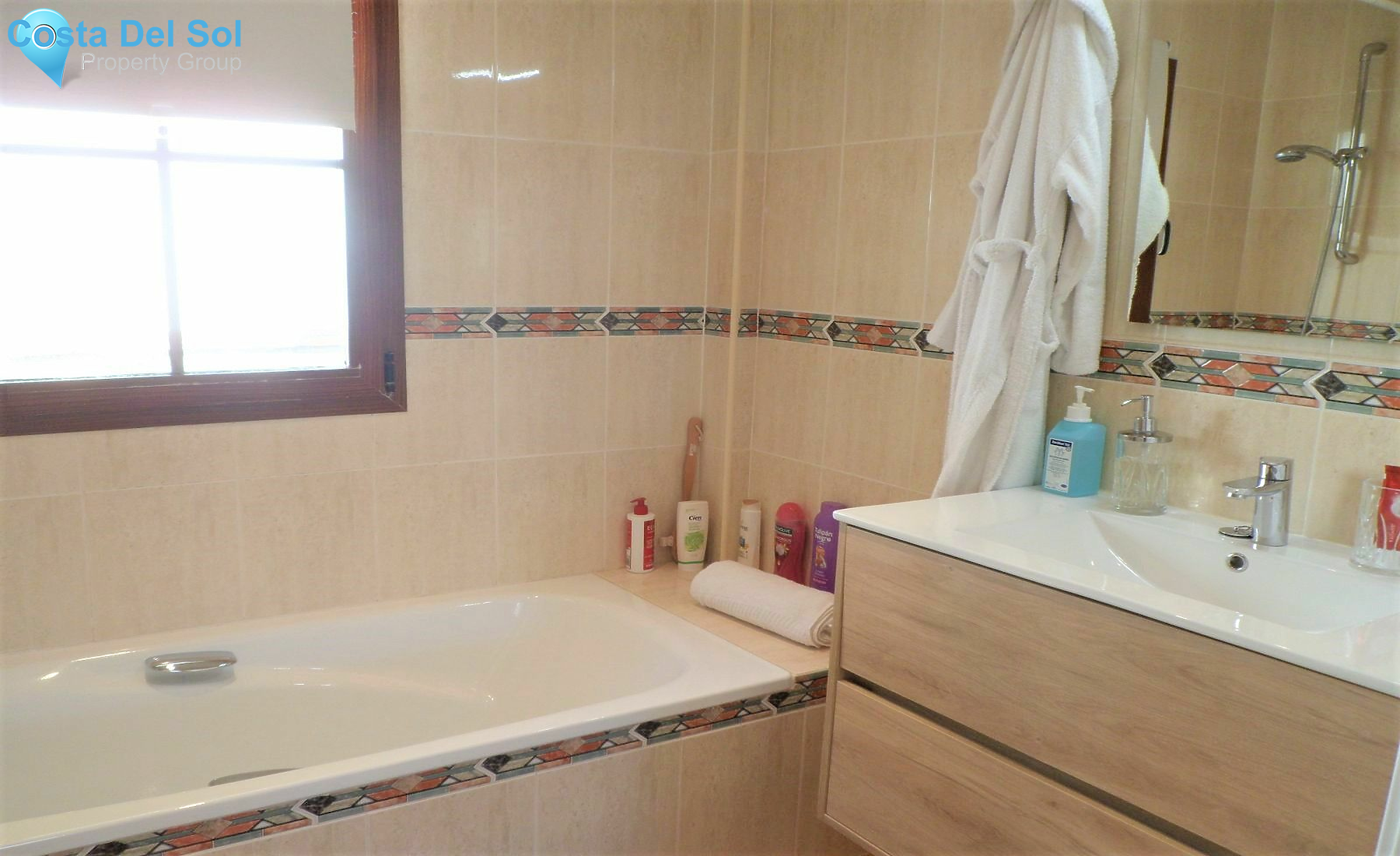 Detached Villa in Cerros del Aguila-1129601