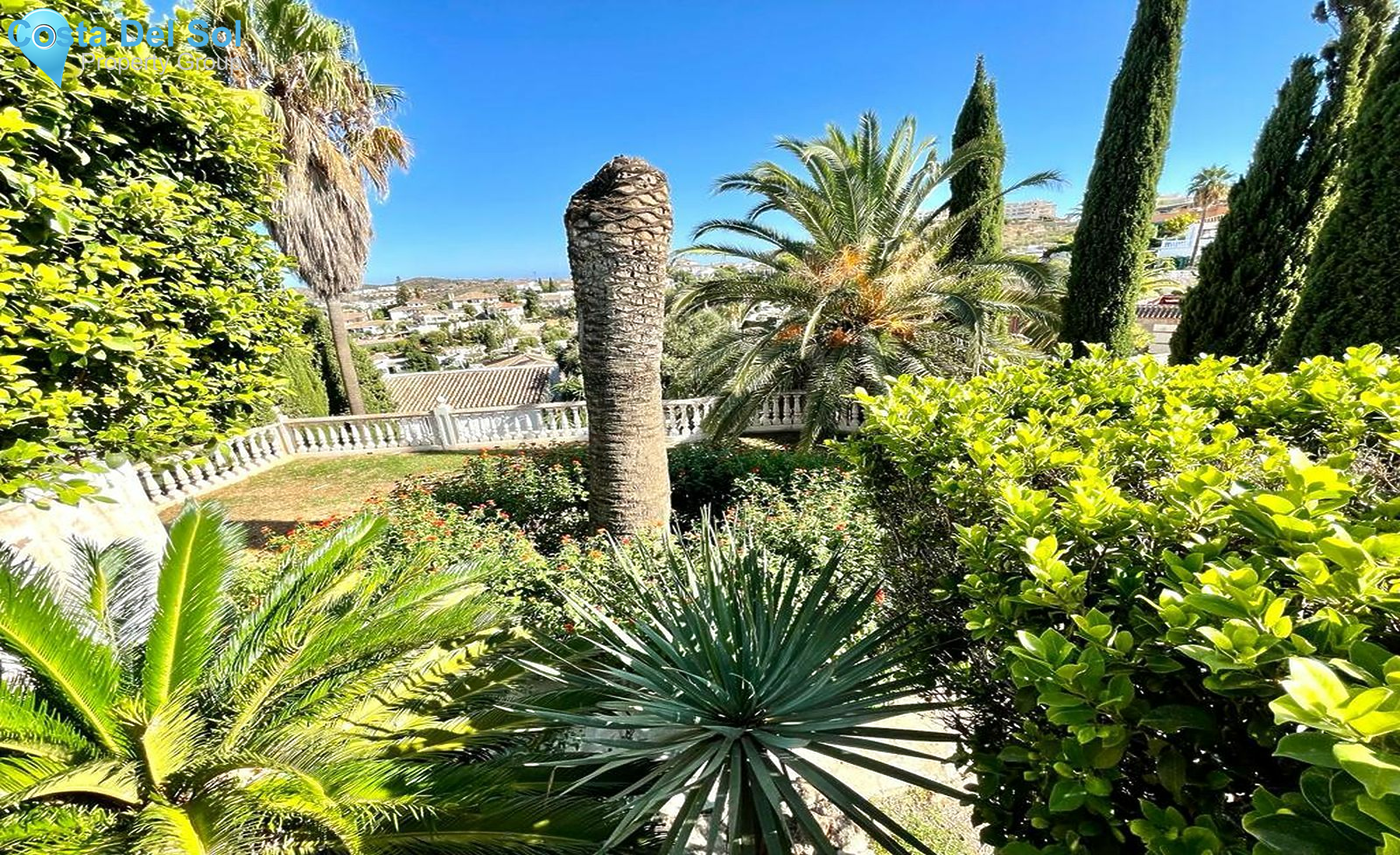 Detached Villa in Cerros del Aguila-1474093