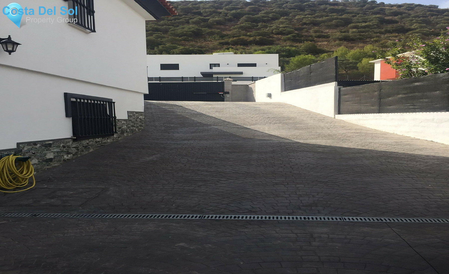 Detached Villa in Coín-726751