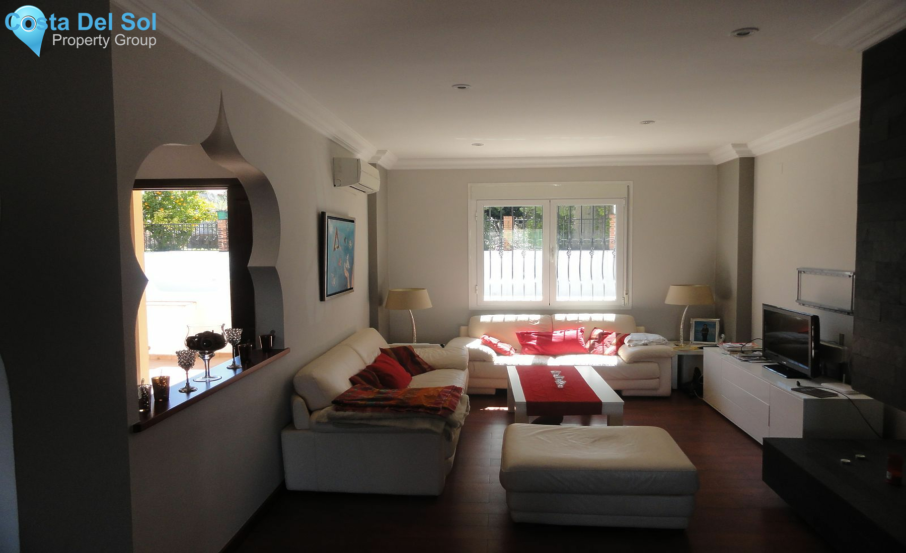 Detached Villa in Cuevas del Becerro-1544152