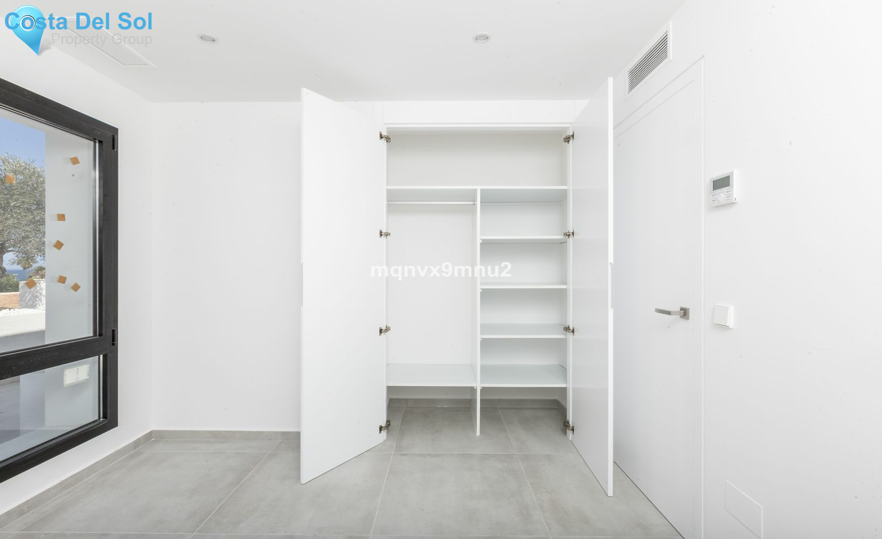 Detached Villa in El Chaparral-1168502