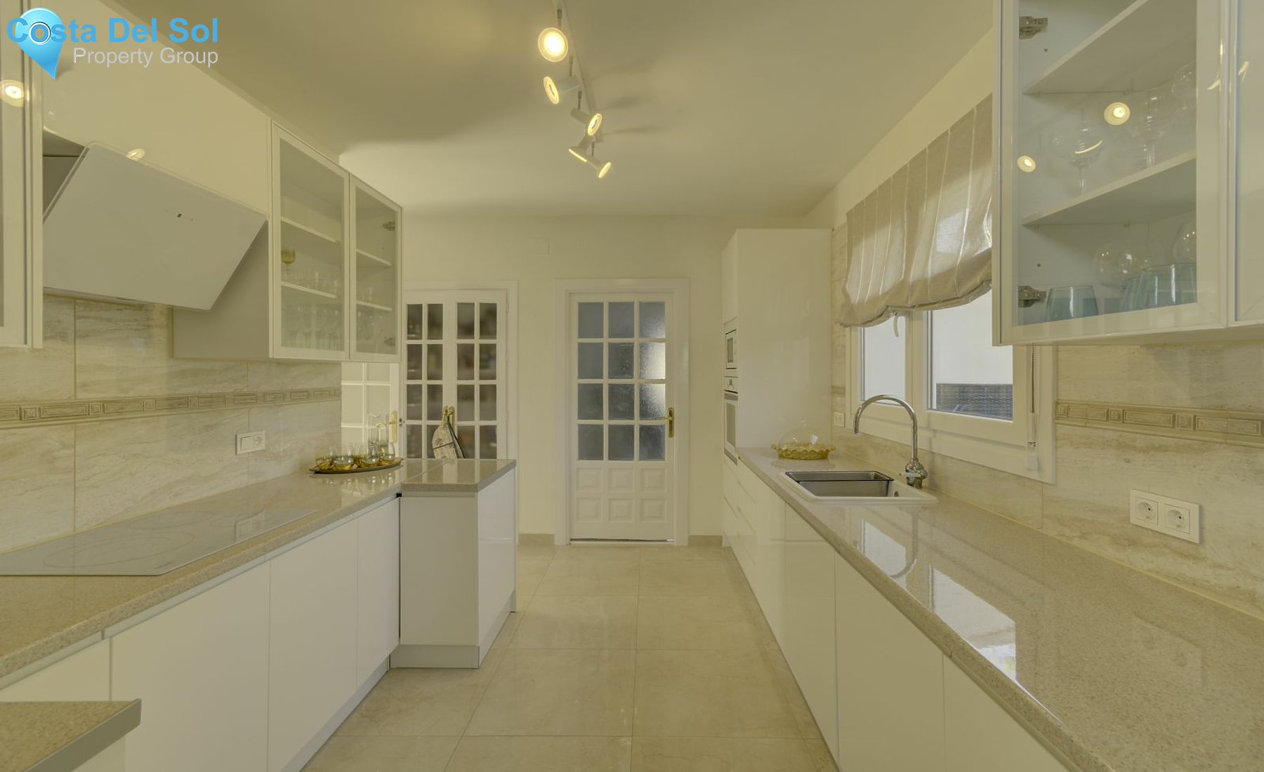 Detached Villa in El Chaparral-1191050