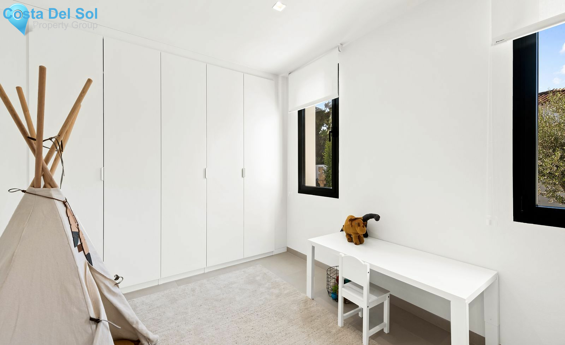 Detached Villa in El Chaparral-1529777