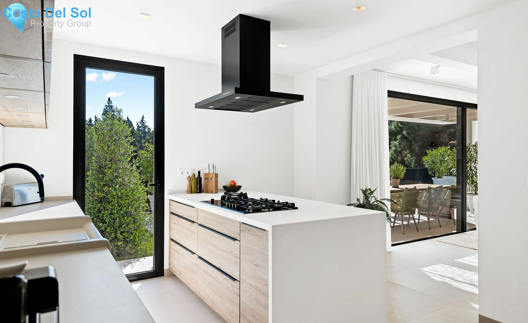 Detached Villa in El Chaparral-1529773