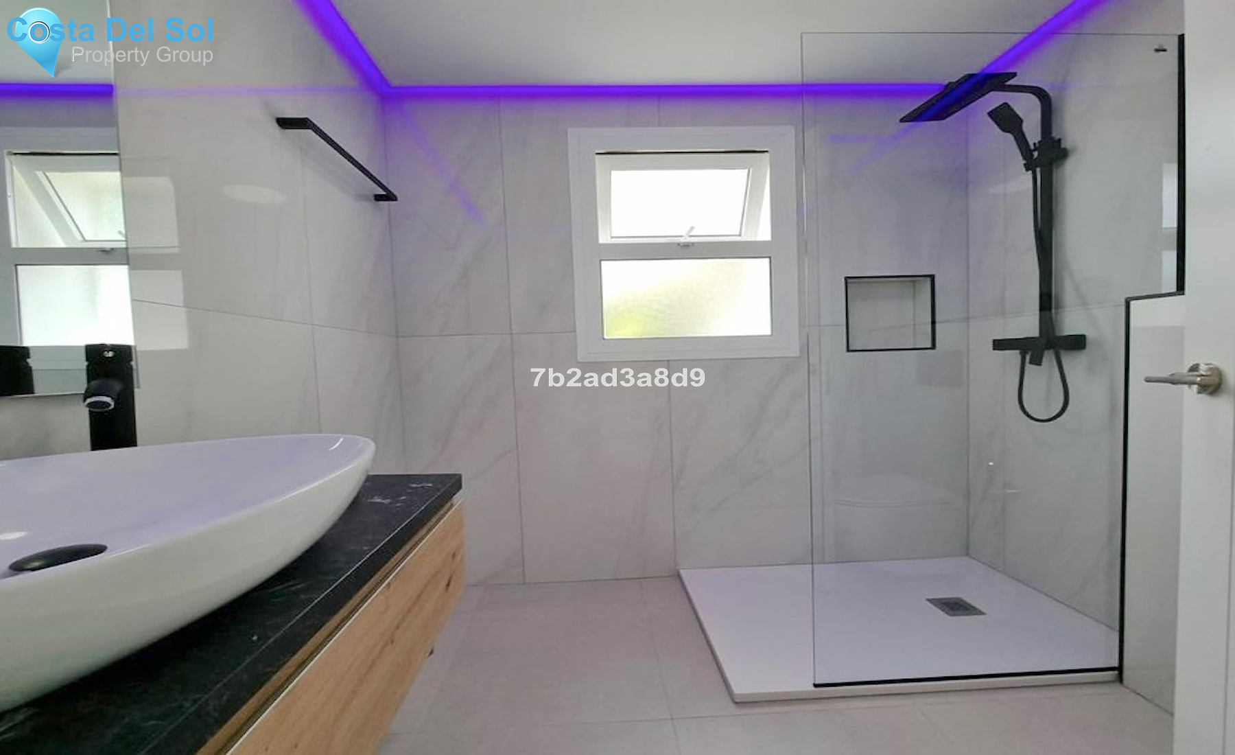 Detached Villa in El Paraiso-1166673