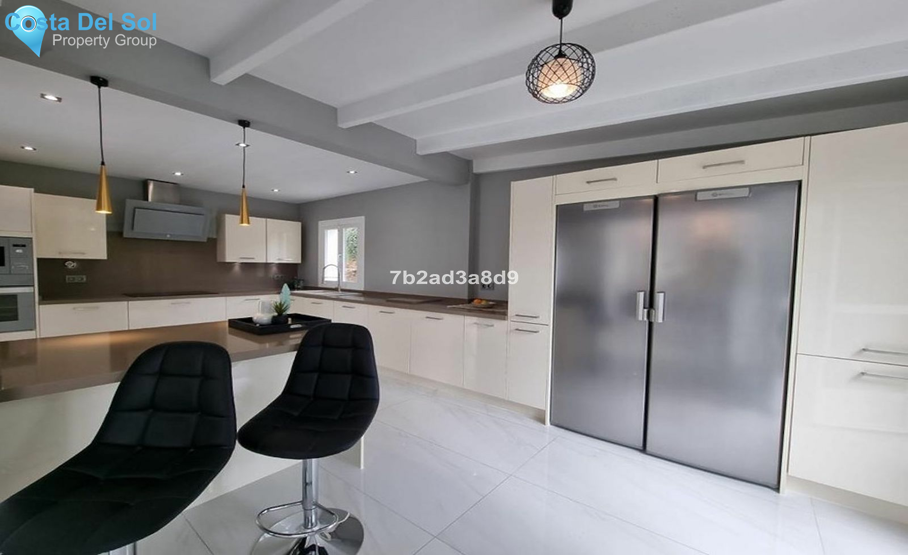 Detached Villa in El Paraiso-1166667