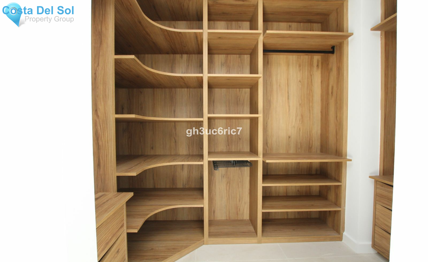 Detached Villa in Elviria-1149849