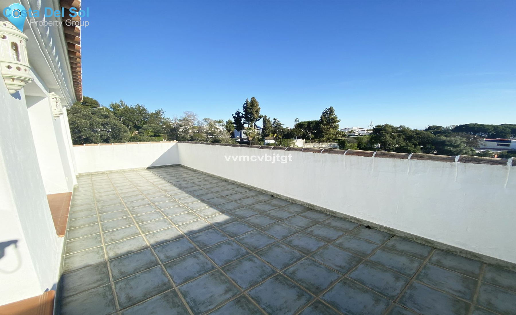 Detached Villa in Elviria-1170351