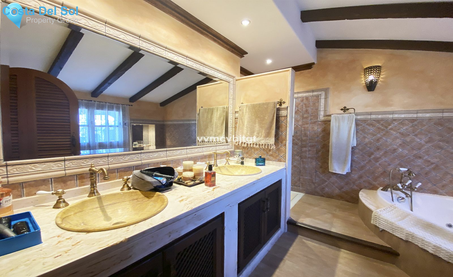 Detached Villa in Elviria-1170339