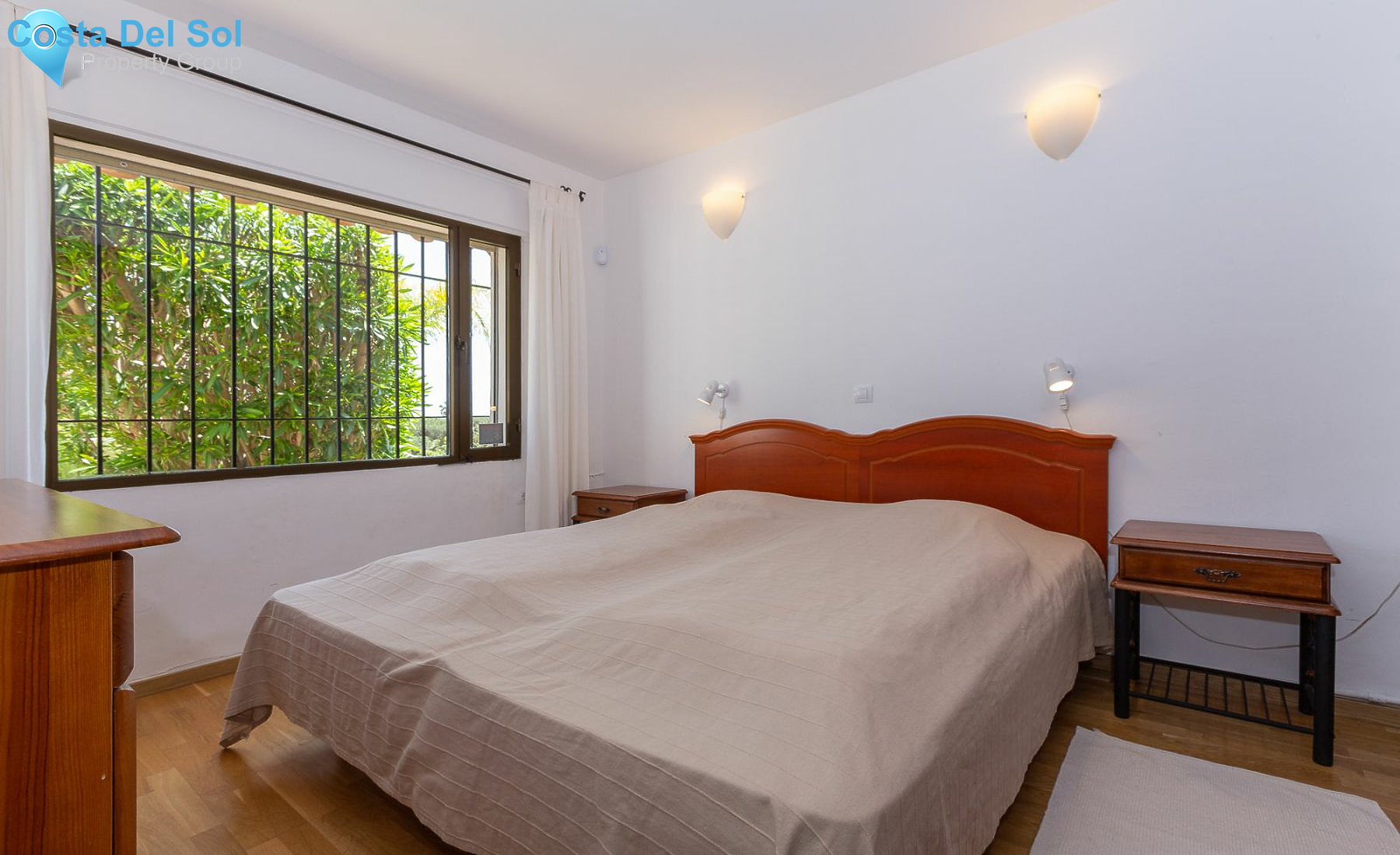 Detached Villa in Elviria-1196590