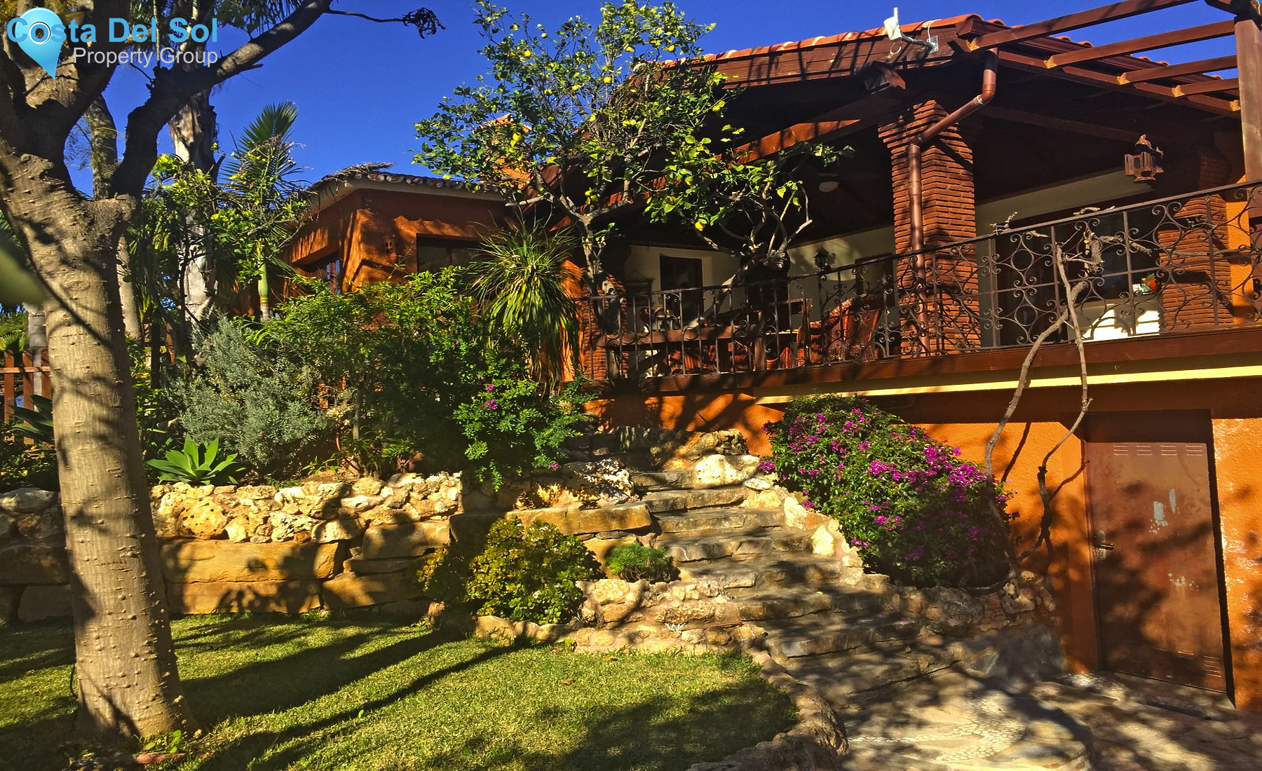 Detached Villa in Elviria-1200697