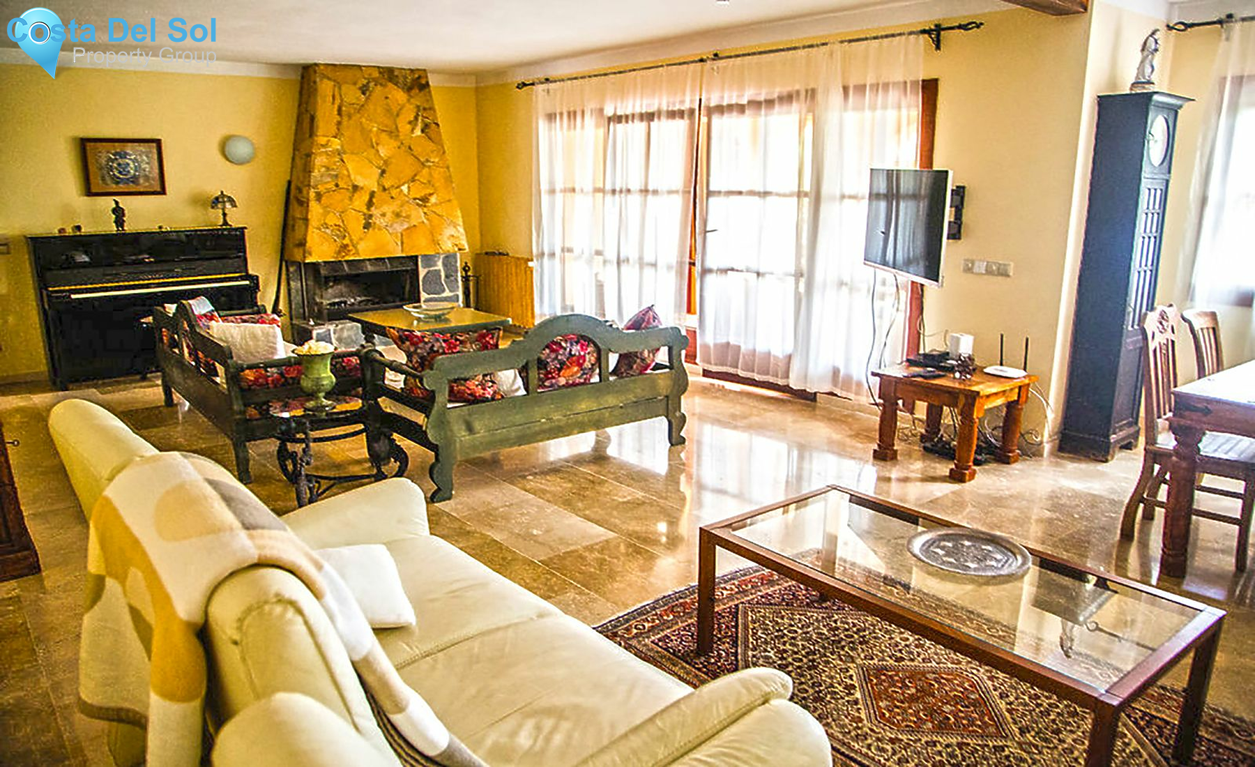 Detached Villa in Elviria-1200705