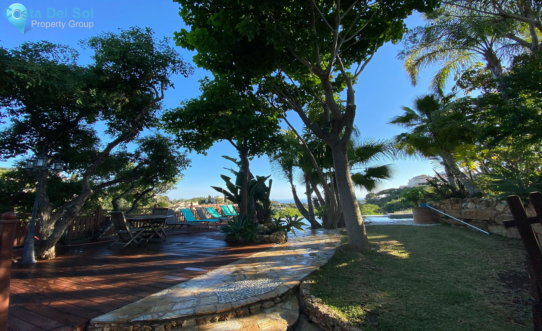 Detached Villa in Elviria-1200692