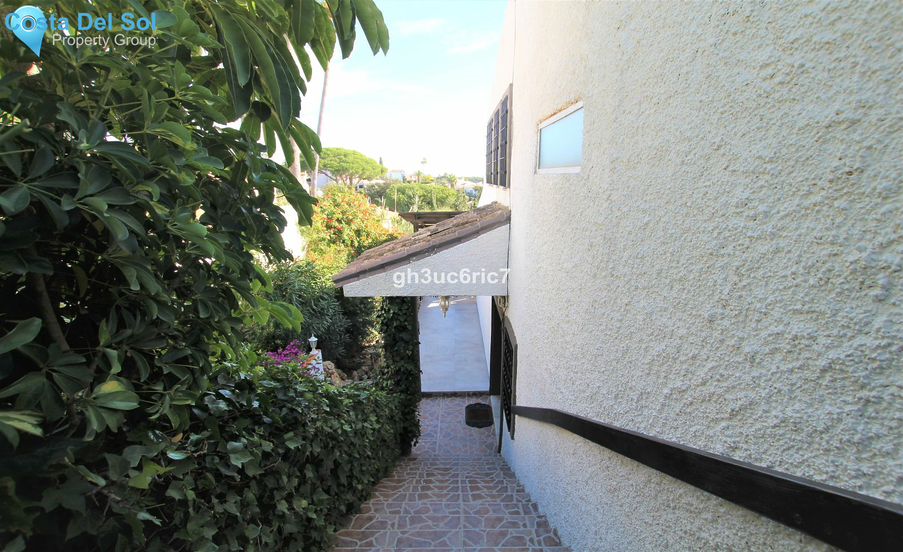 Detached Villa in Elviria-1209628