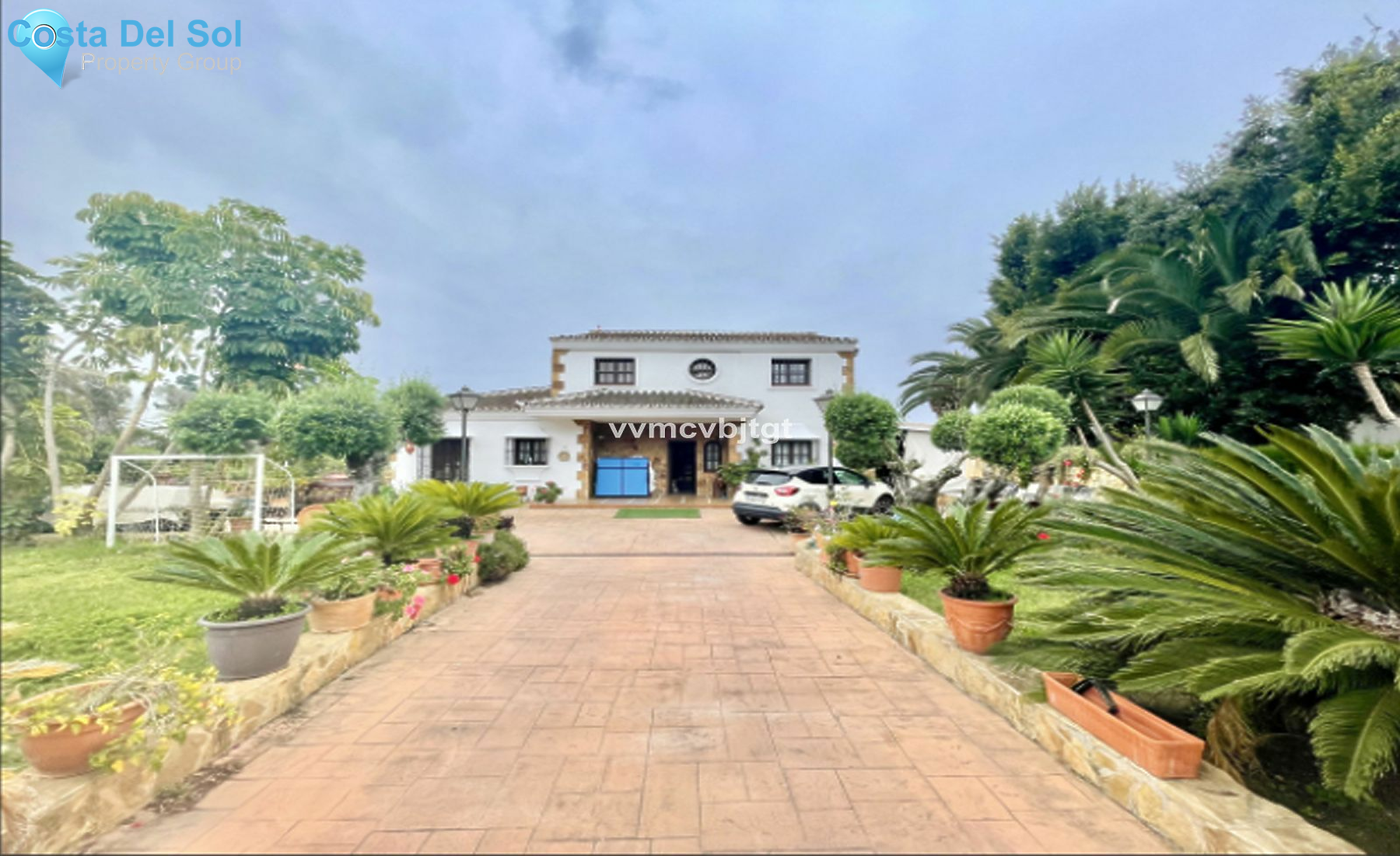 Detached Villa in Elviria