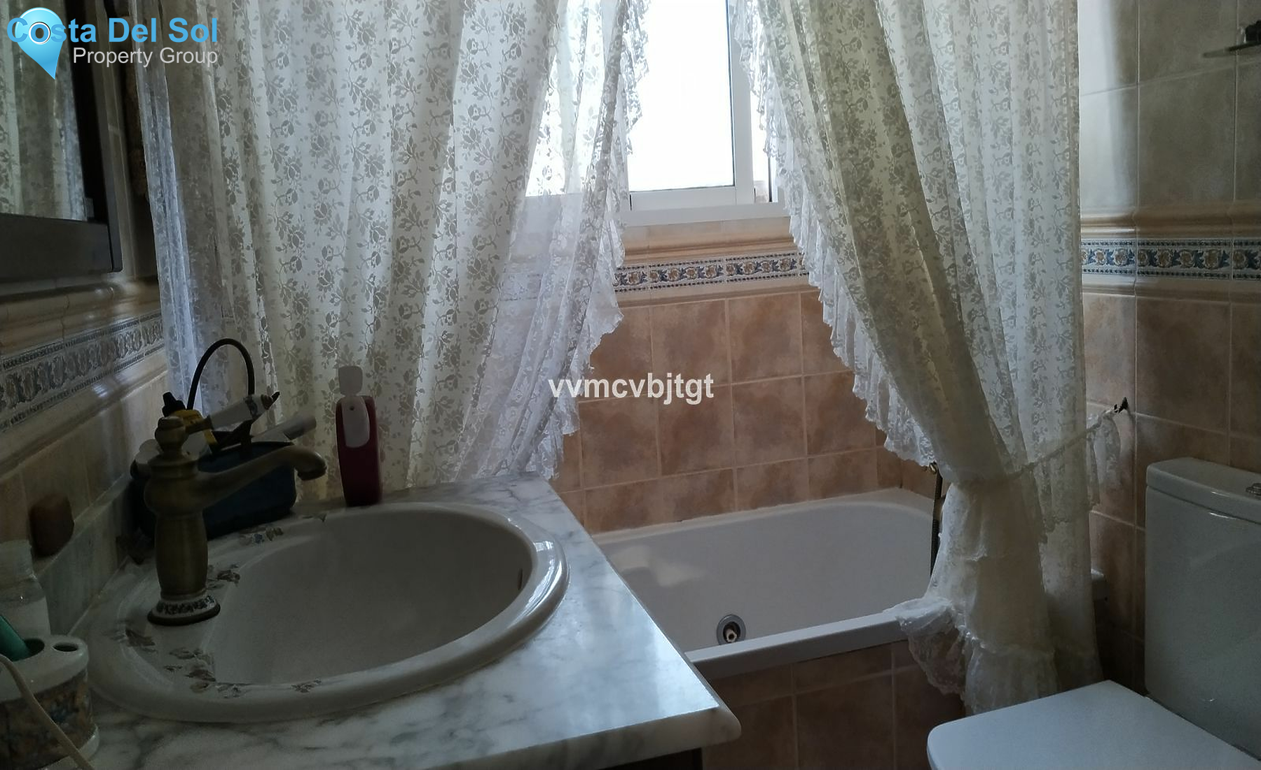 Detached Villa in Elviria-1449300