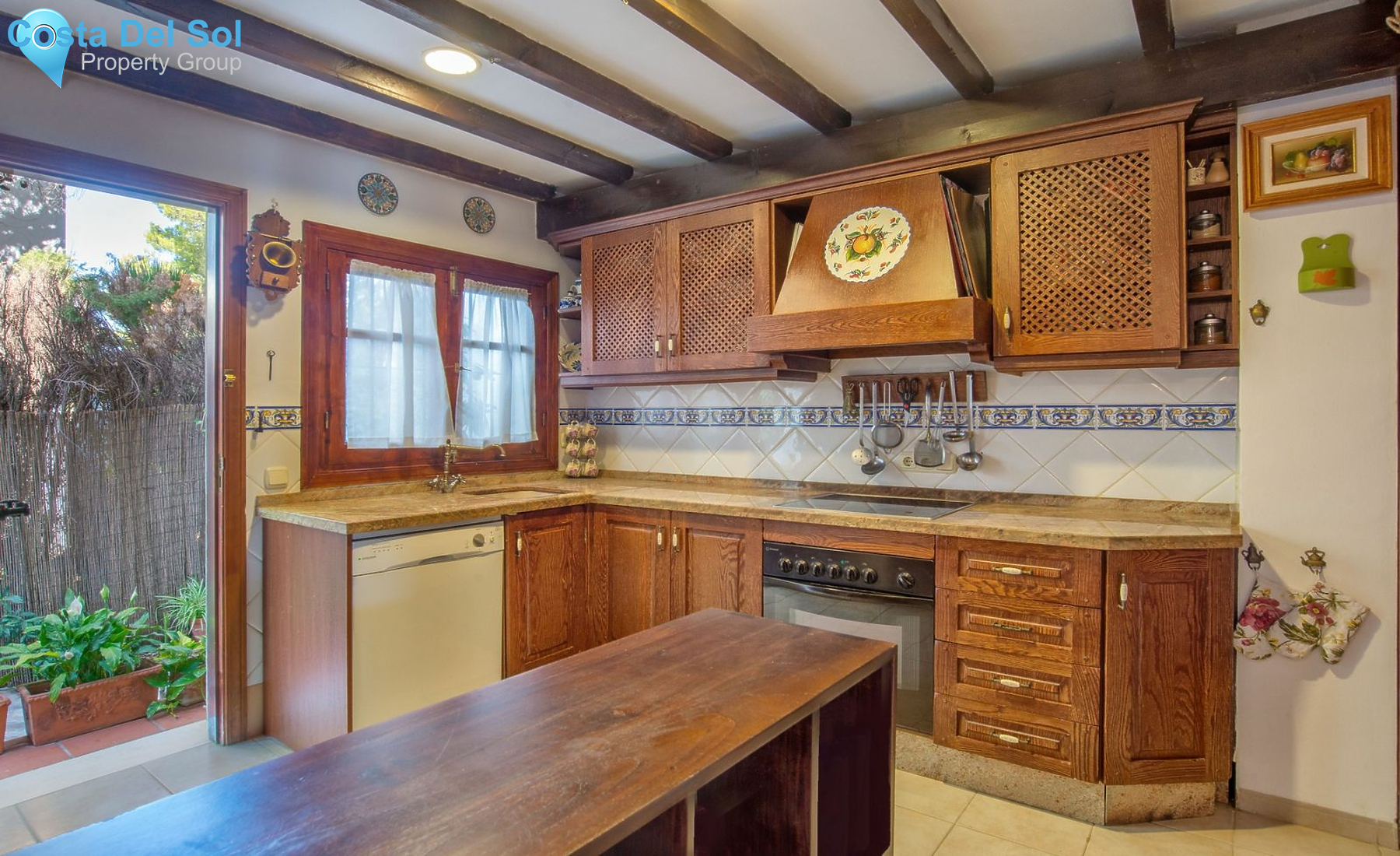 Detached Villa in Estepona-1135001