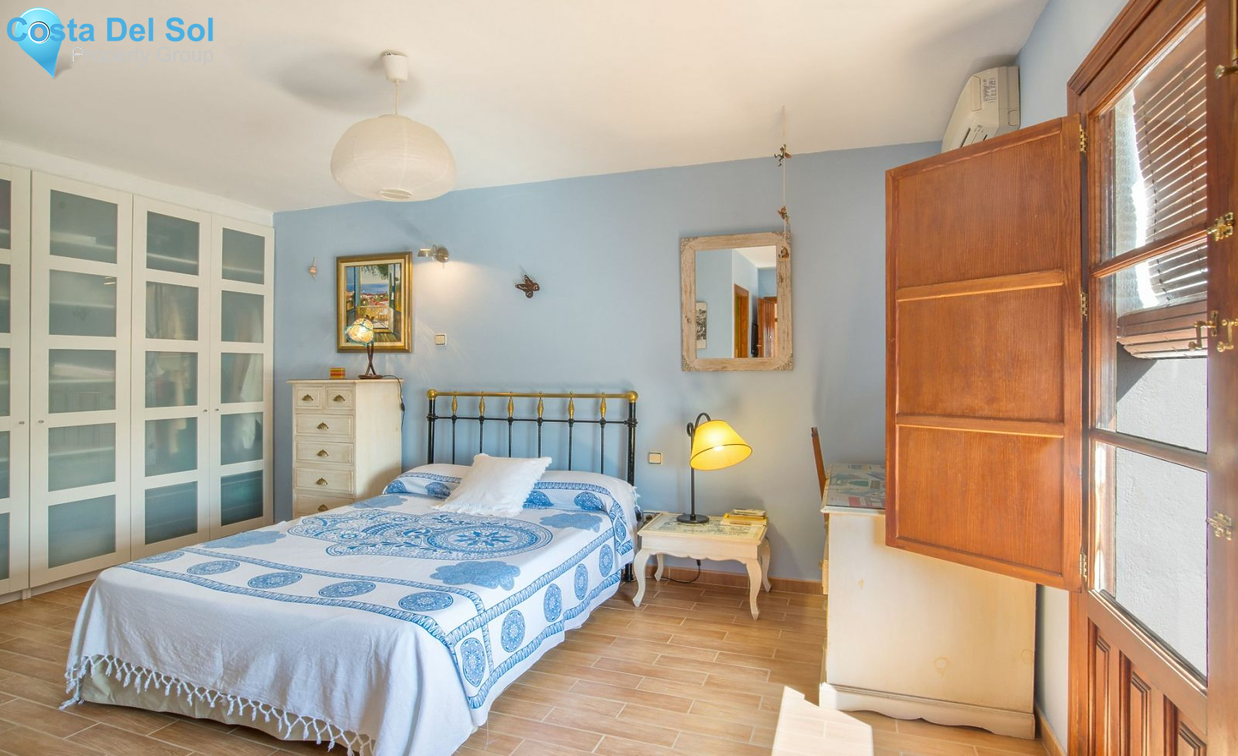 Detached Villa in Estepona-1135005