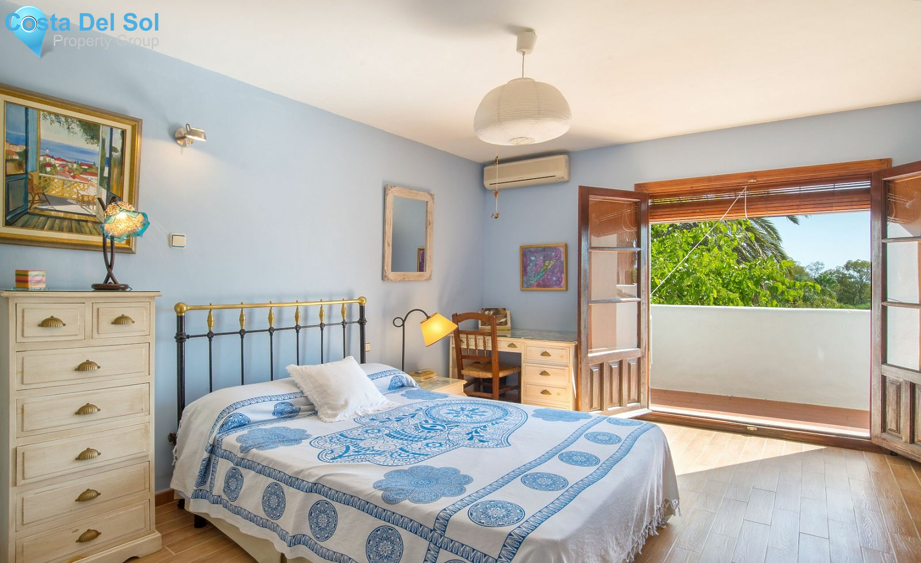 Detached Villa in Estepona-1135006