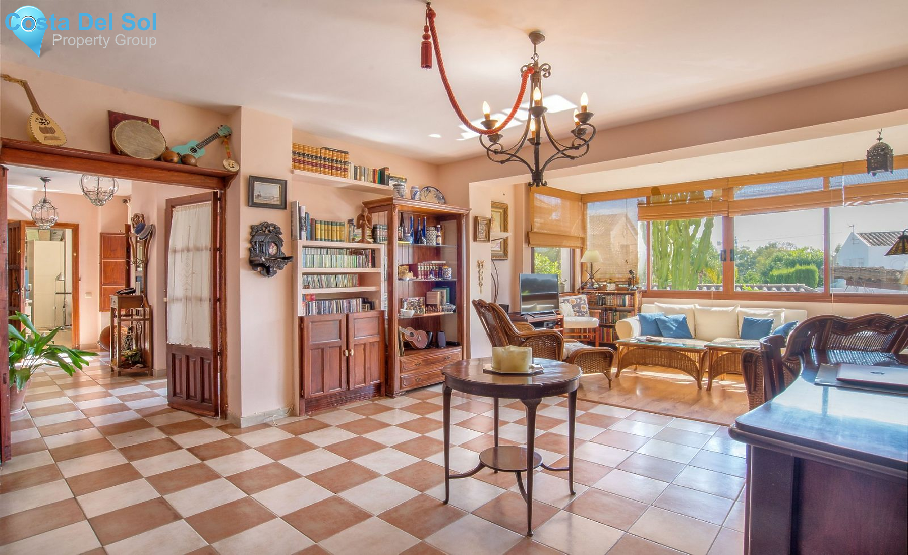 Detached Villa in Estepona-1134998
