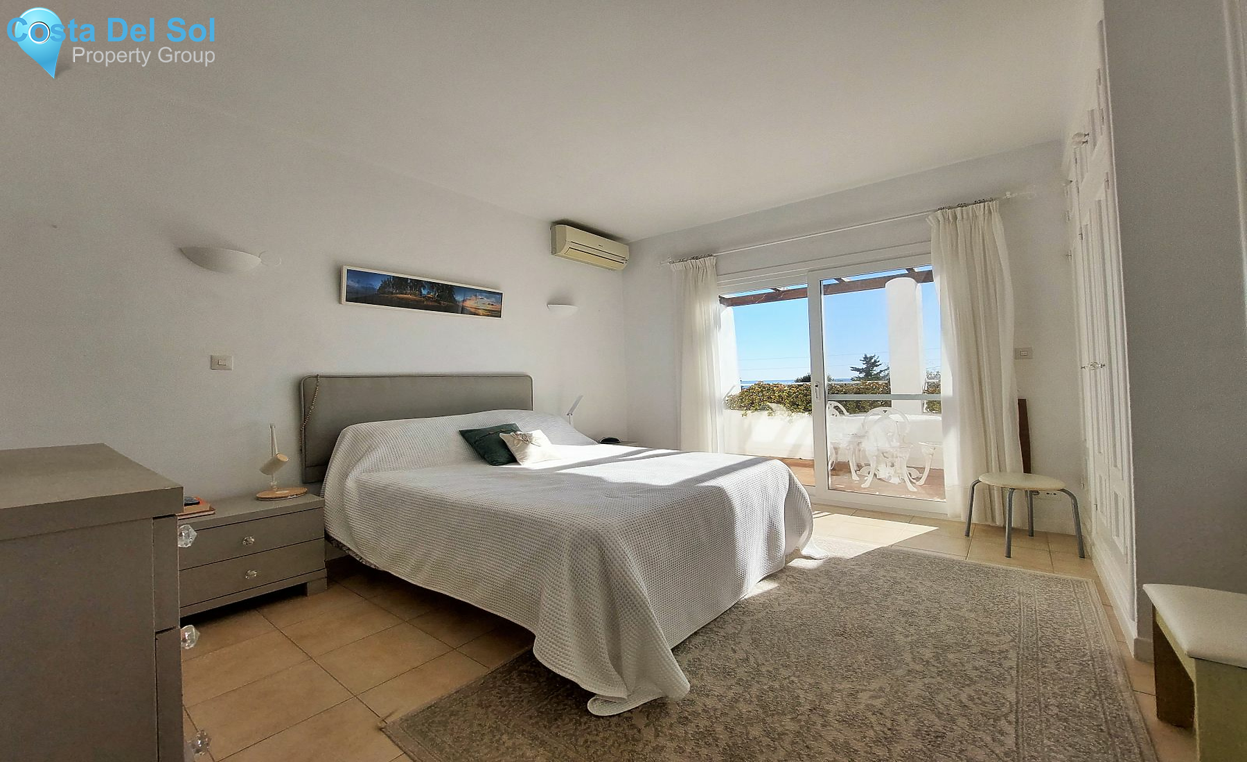 Detached Villa in Estepona-1135227