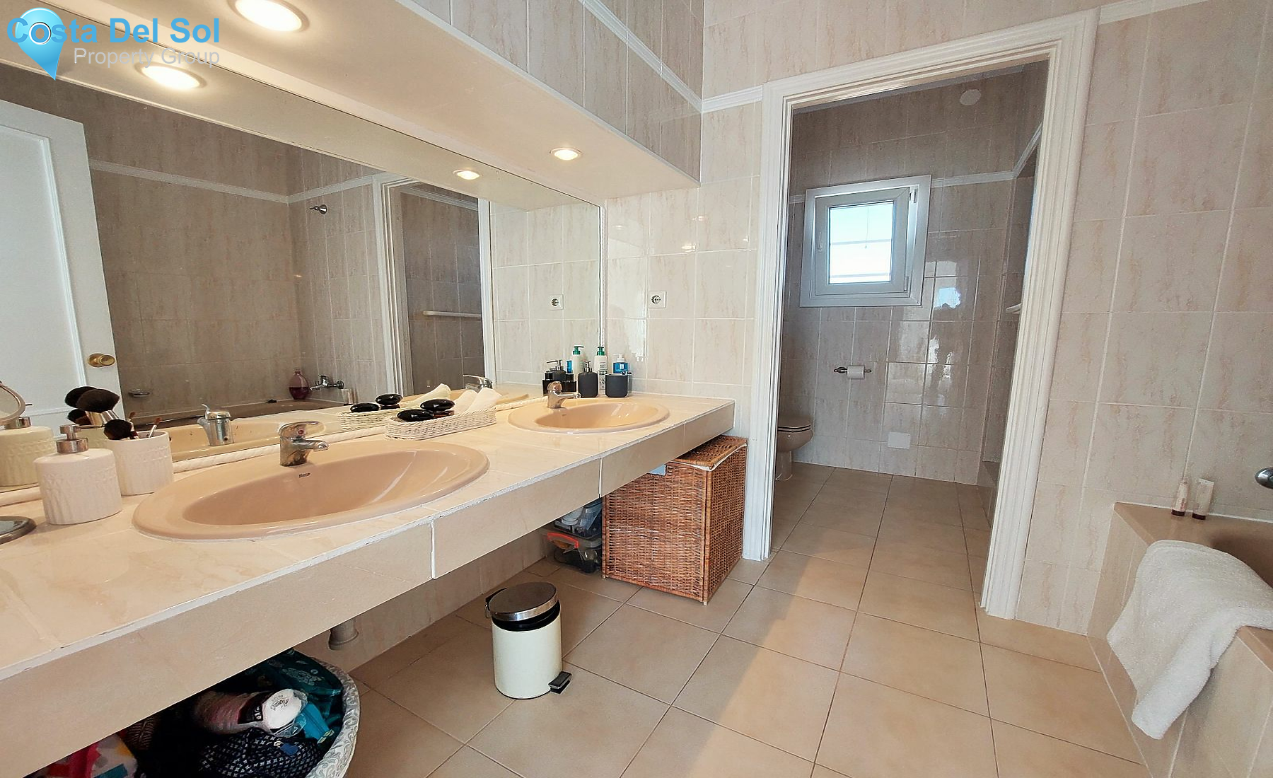 Detached Villa in Estepona-1135228