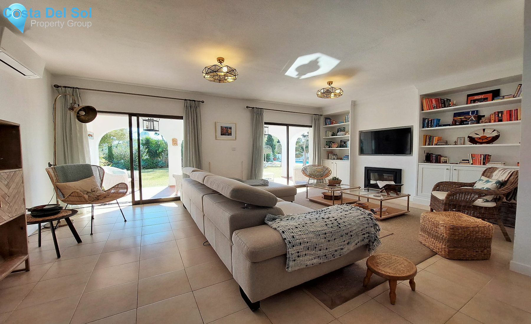 Detached Villa in Estepona-1135233
